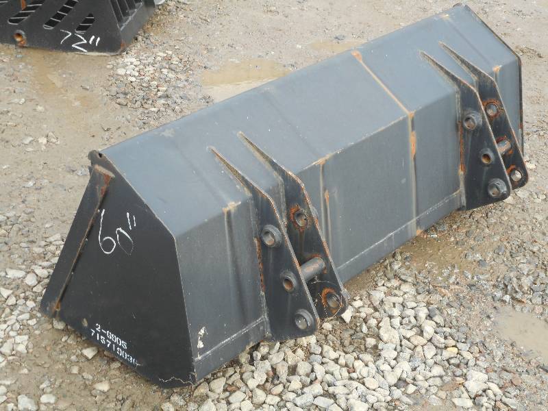 Unused 60" Tractor Loader Bucket, P... LE Implements 8 KBID