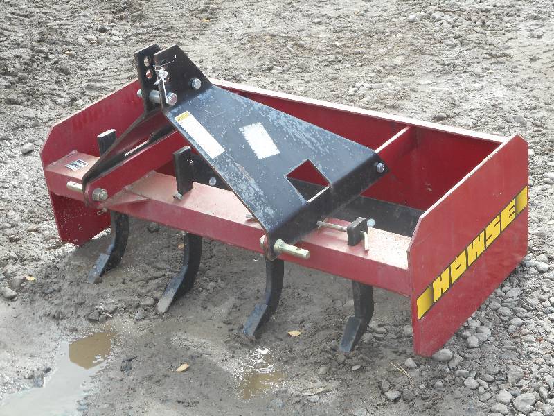 LE Implements 8 in Loretto, Minnesota by Loretto Equipment