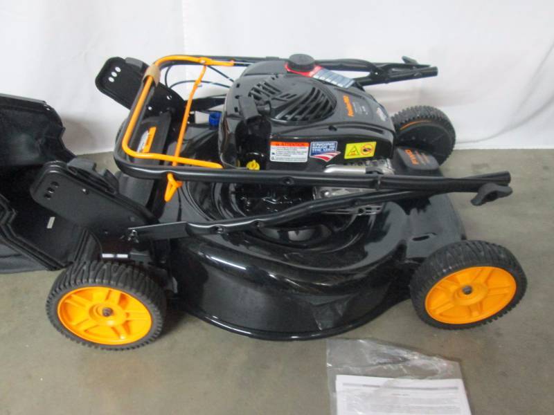 Poulan Pro 22" 2in1 SelfPropelled Mower October Store Returns and Consignments 7 KBID
