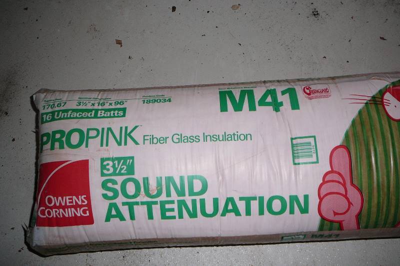 10 3 1/2 x 16 x 96 Propink Fiberglass Insulation Sound Attenuation
