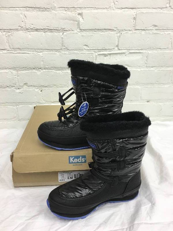 powder puff boots