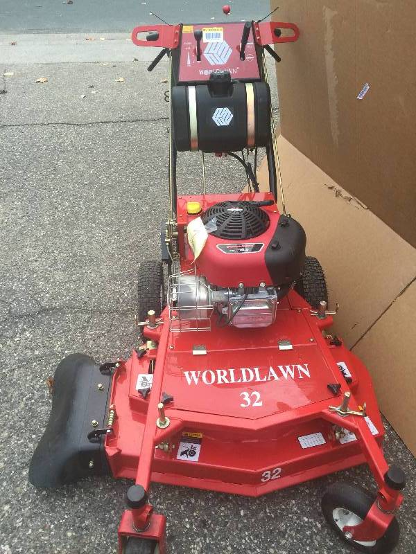 Worldlawn 32 in. 10.5 HP Briggs Stratton Gas Walk Behind Mower