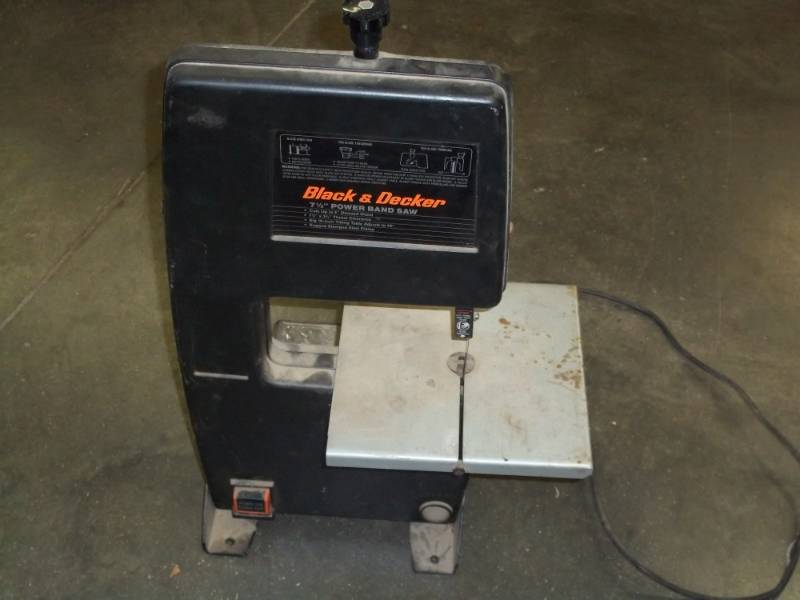 Black and Decker 7 1/2" Power Band Saw Advanced Sales Consignment