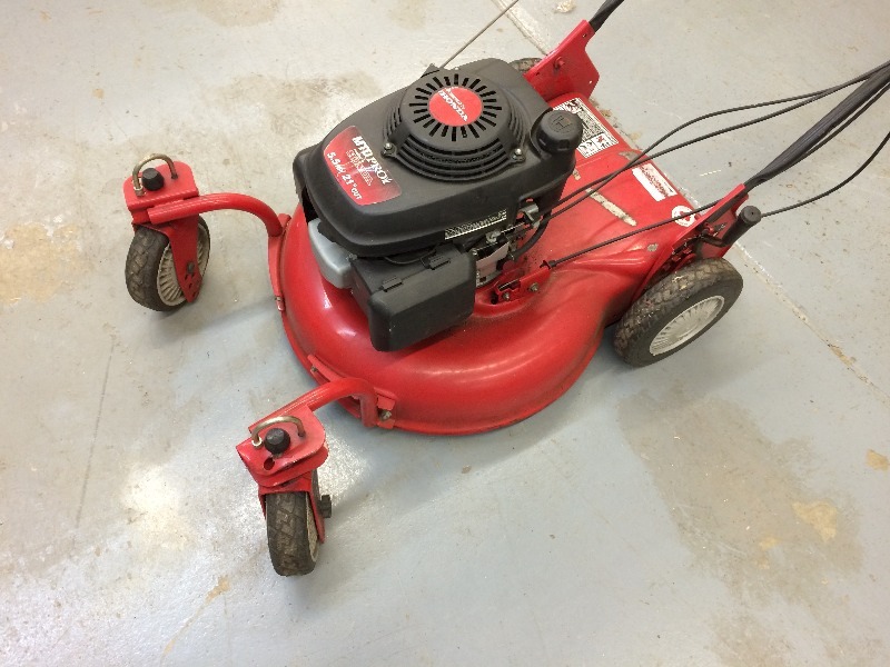 Honda MTD Pro Lawn Mower 21" cut 5.5 hp Assorted Building Materials
