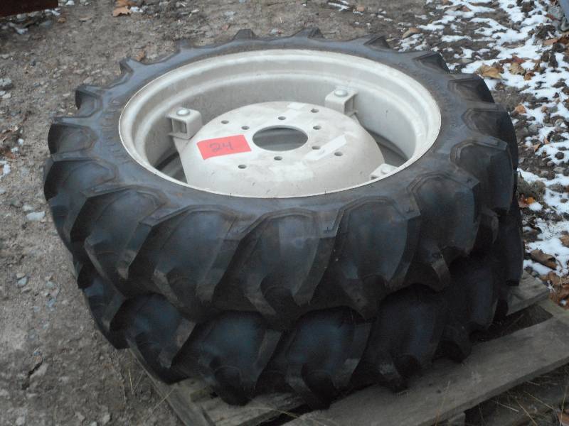 LE Implements 10 in Loretto, Minnesota by Loretto Equipment