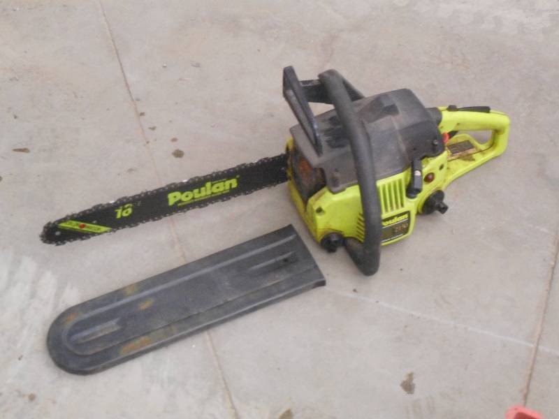 Poulan 2150 Gas Chainsaw LE December Consignments 2 KBID
