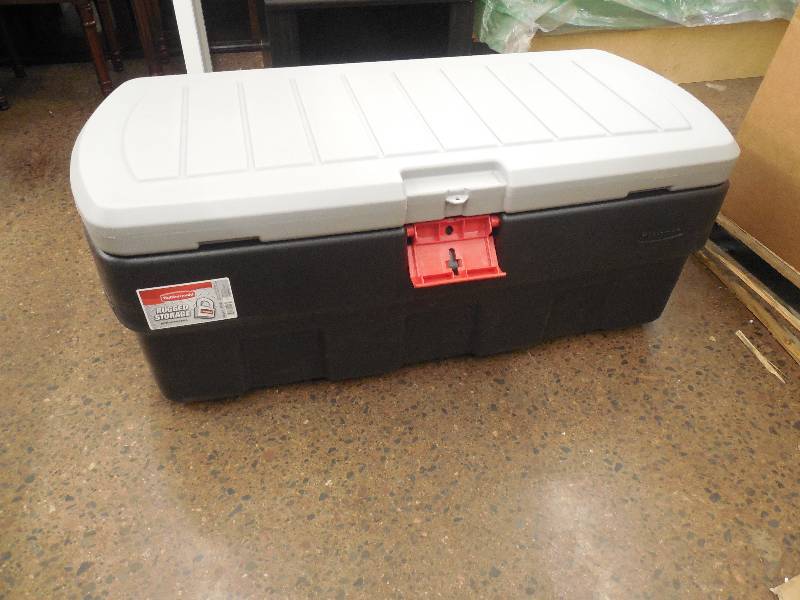 Sold at Auction: (3) Rubbermaid Action Packer Totes With Lids