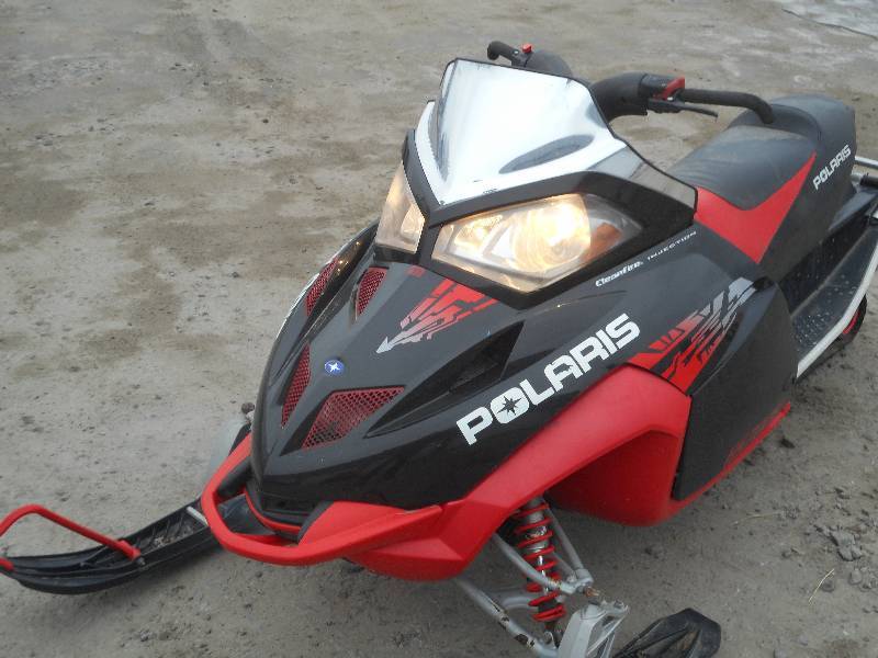 06 Polaris Fusion 700 Snowmobile Le December Consignments 6 K Bid