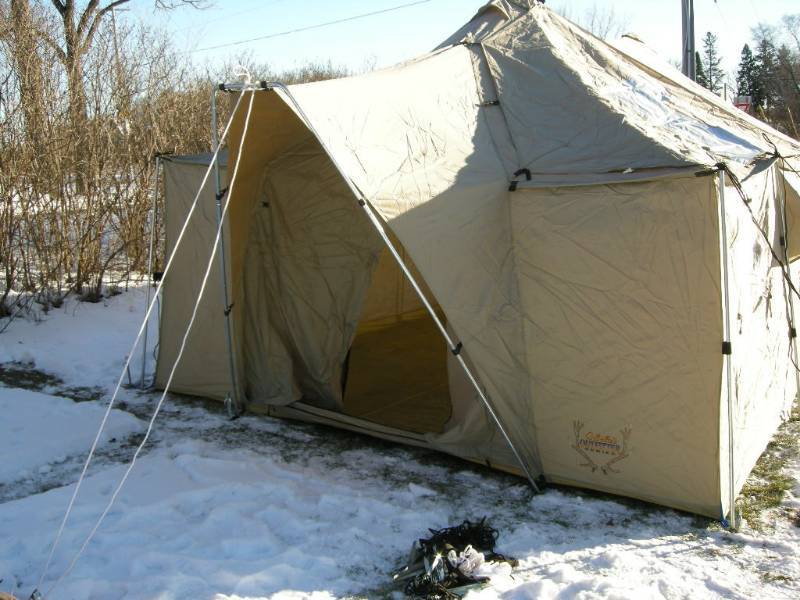 Cabela's Alaknak 12x20 wall tent GREAT Ice Fishing, Real Animal