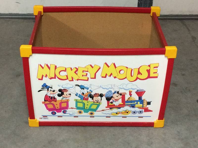 mickey and minnie toy box