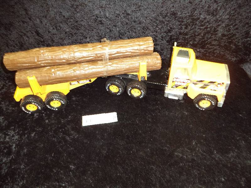 ertl logging truck