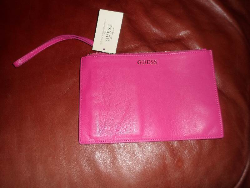 guess pink clutch