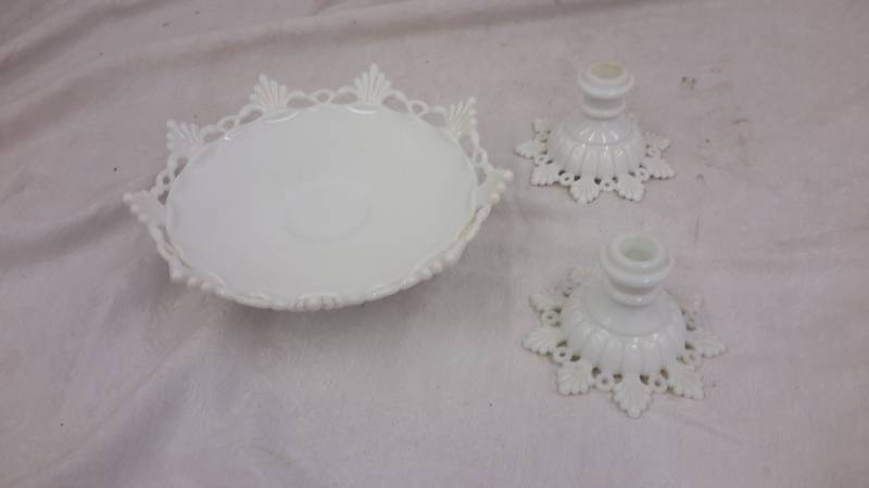lot 15 image: Cake stand and candleholders