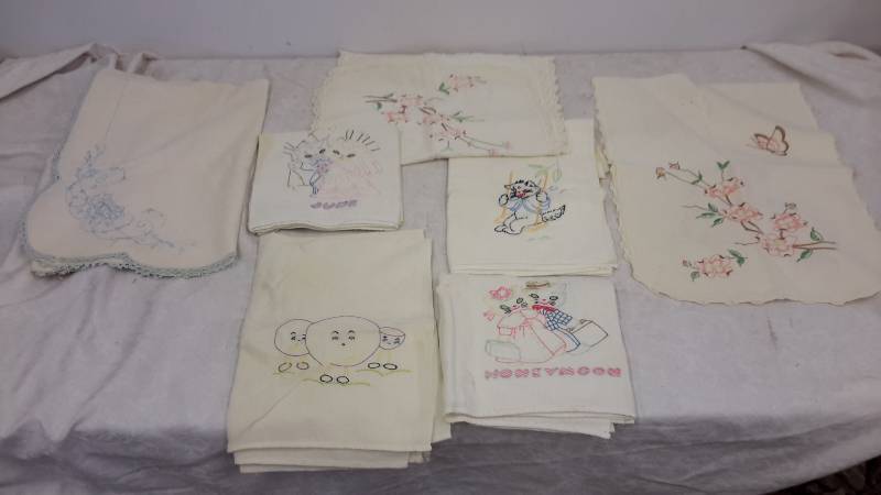 lot 42 image: Hand embroidery towels and tablecloths