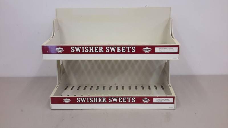 lot 77 image: Shelves