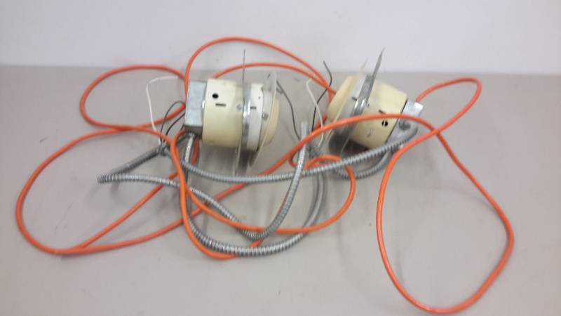 lot 89 image: In ceiling lighting
