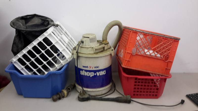 lot 105 image: Shop Vac wet dry vac, storage totes