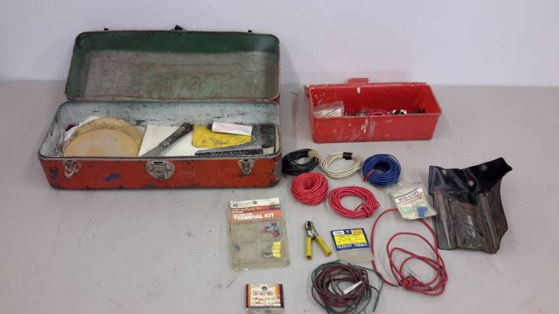 lot 153 image: Tool boxes with contents