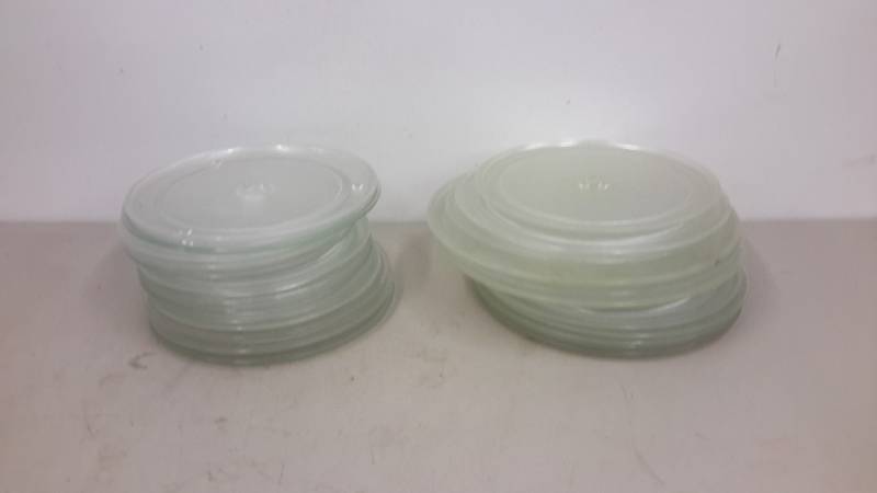 lot 184 image: Glass plates