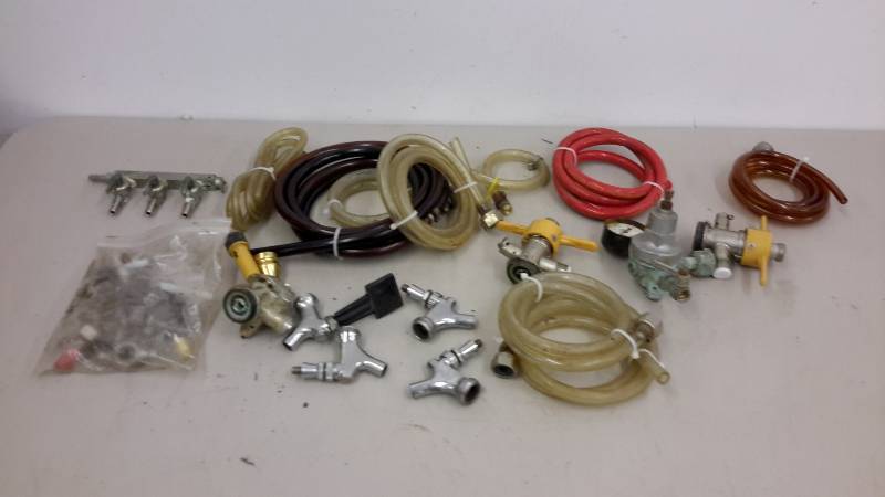lot 189 image: Assorted tap hardware