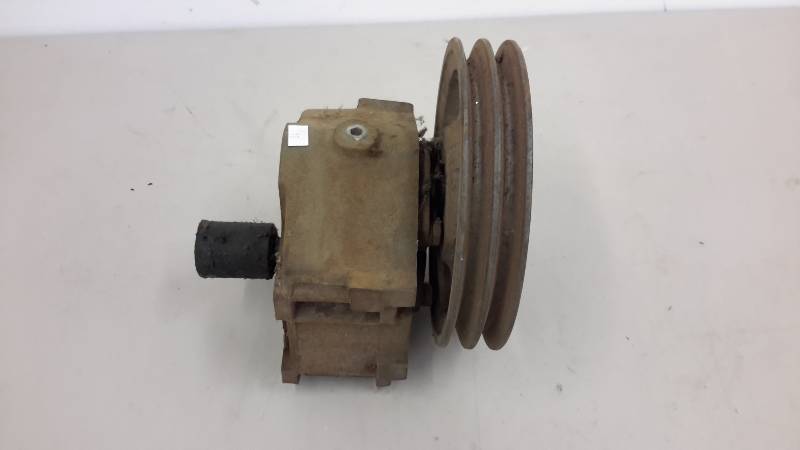 lot 18 image: Gear box
