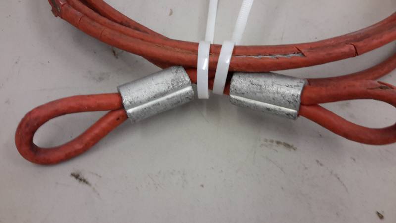 lot 203 image: Cable with plastic coating
