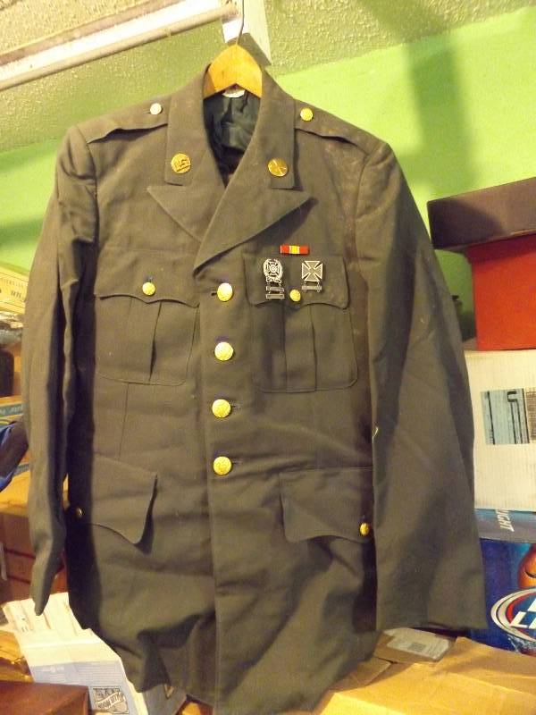 lot 74 image: Military Uniform