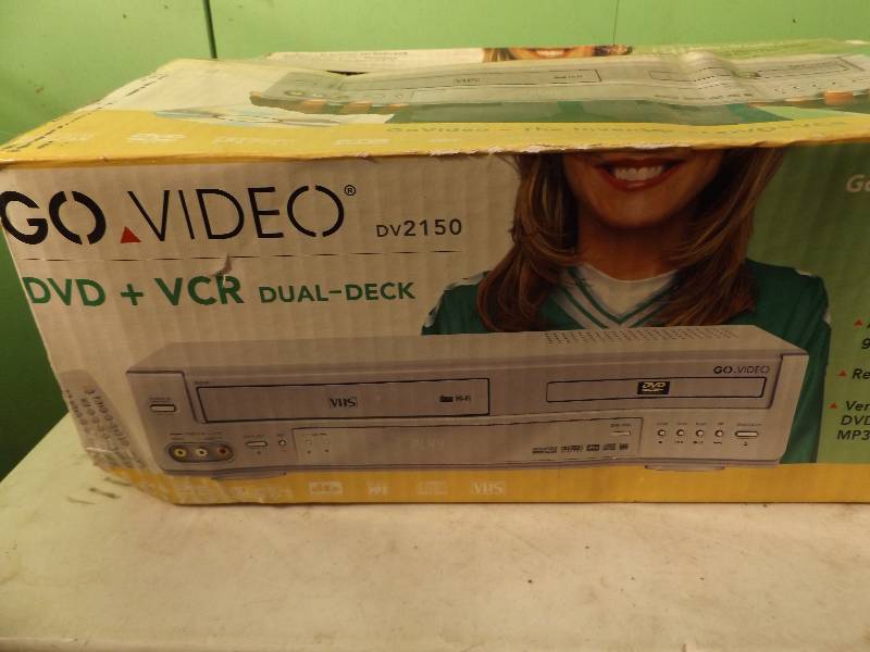 lot 83 image: DVD  VCR Combo New in Box