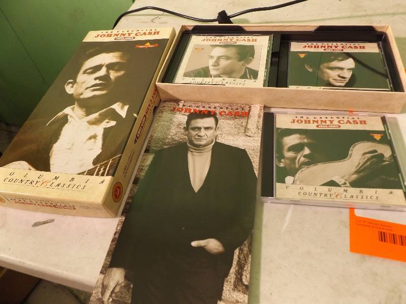 lot 87 image: The Essential Jonny Cash Collection