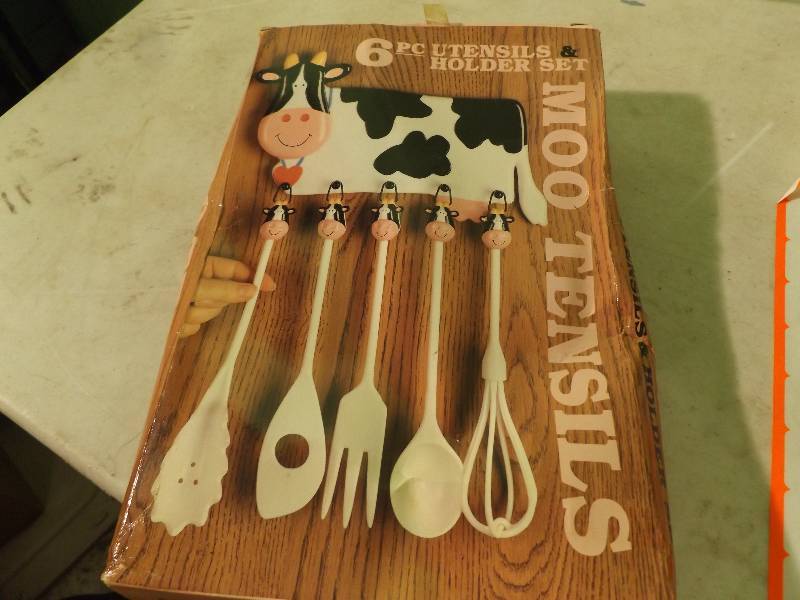 lot 91 image: 6 Piece Utensils New