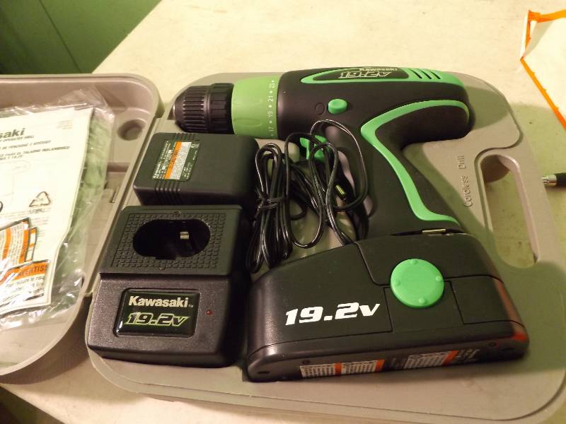 lot 99 image: Kawasaki Cordless Drill New