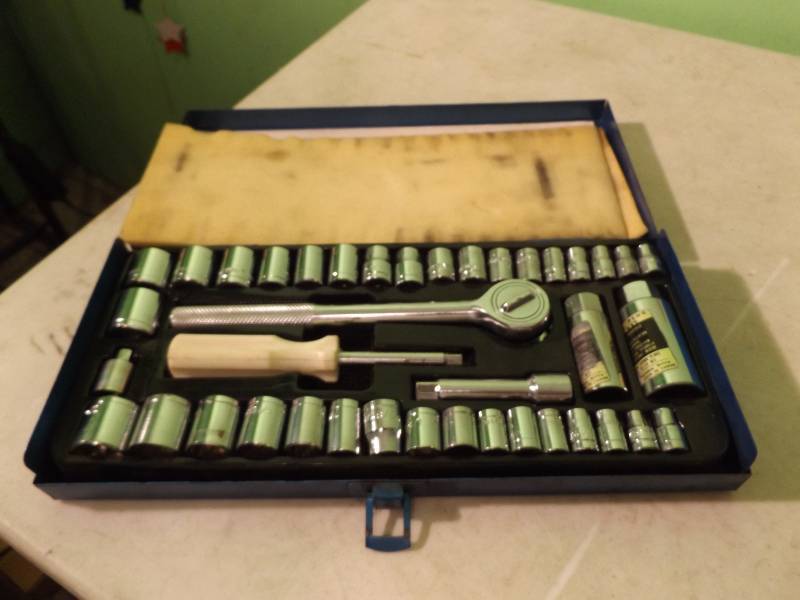 lot 102 image: Socket Set