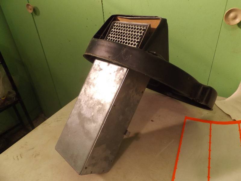 lot 150 image: A Heat Seat