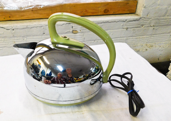 electric tea pot Vintage General Electric
