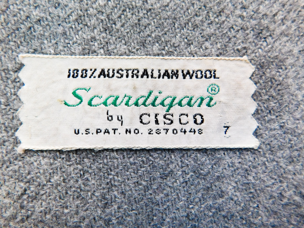 Ladies Hat 100% Australian wool Scardigan gloves very nice pairing