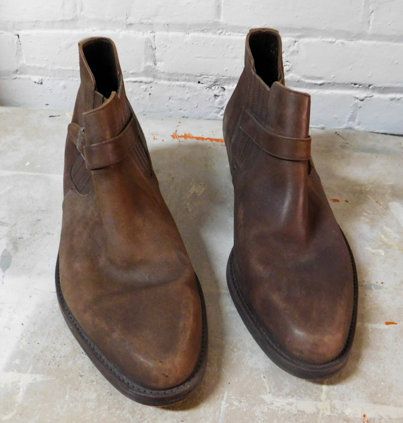 Half boot size 16D Florsheim