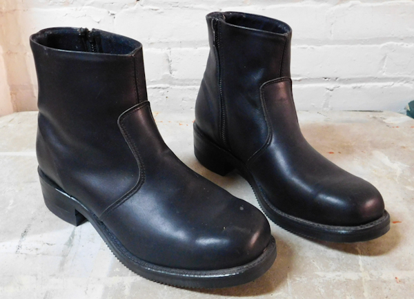 Double H zipper boot size 12  2E