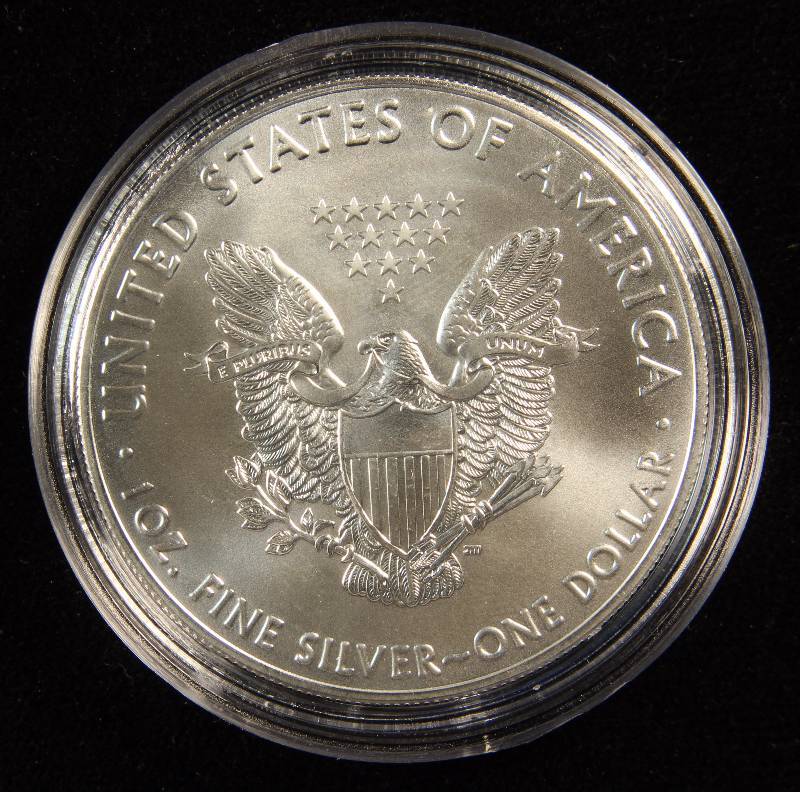 2016 AMERICAN SILVER EAGLE 1 TROY OZ. .999 FINE SILVER DOLLAR IN AIRTITE CAPSULE