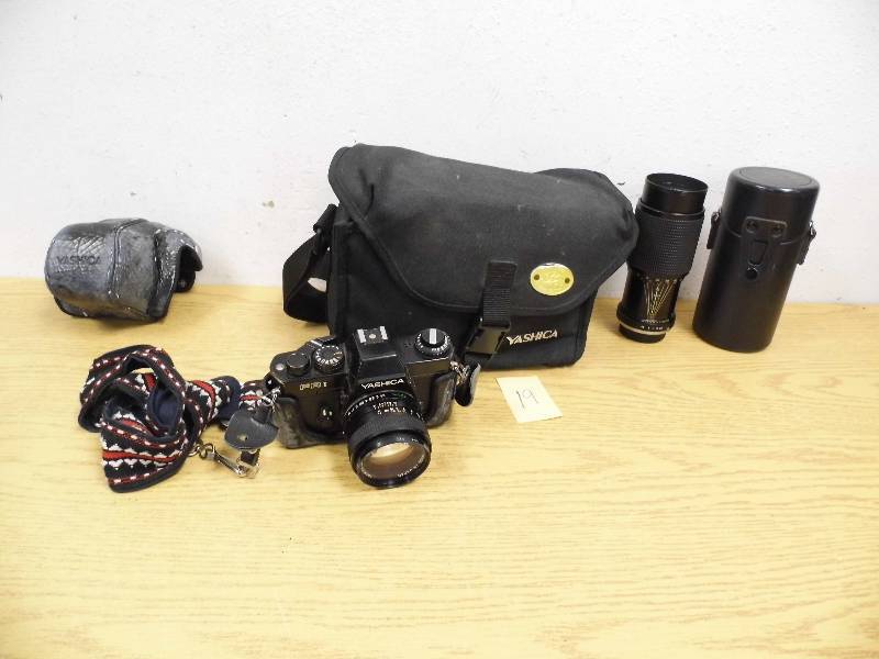 Yashica FR1 Camera wLens & Case