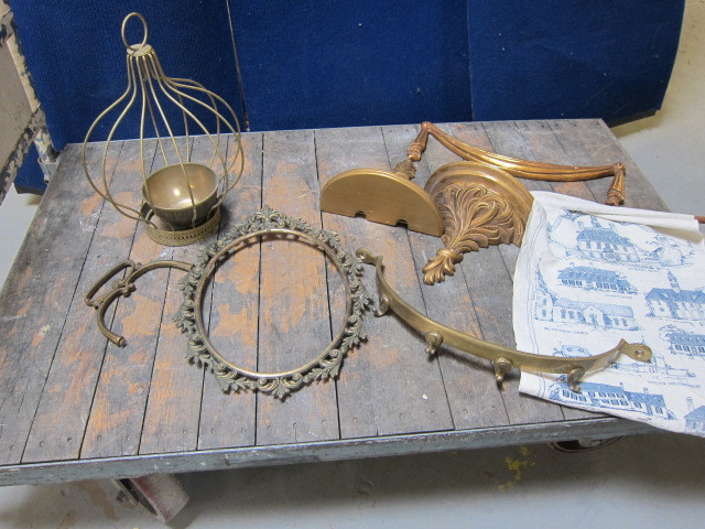 Dcor Items
