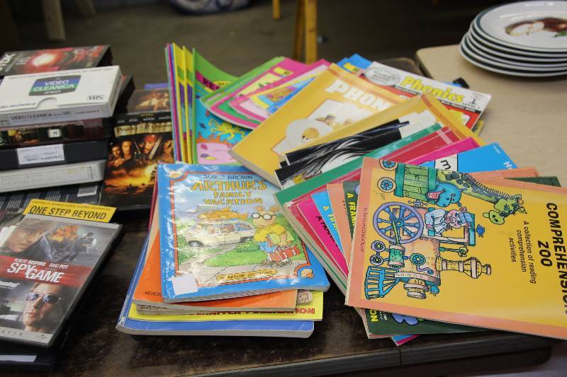 Books & DVDs Big Lots KBID