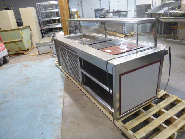 lot 5 image: Cafeteria Style Cold Table