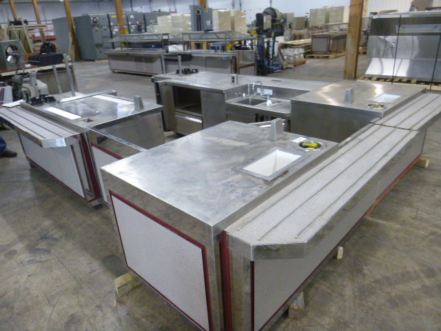 lot 34 image: Buffet Line Horseshoe Work Station