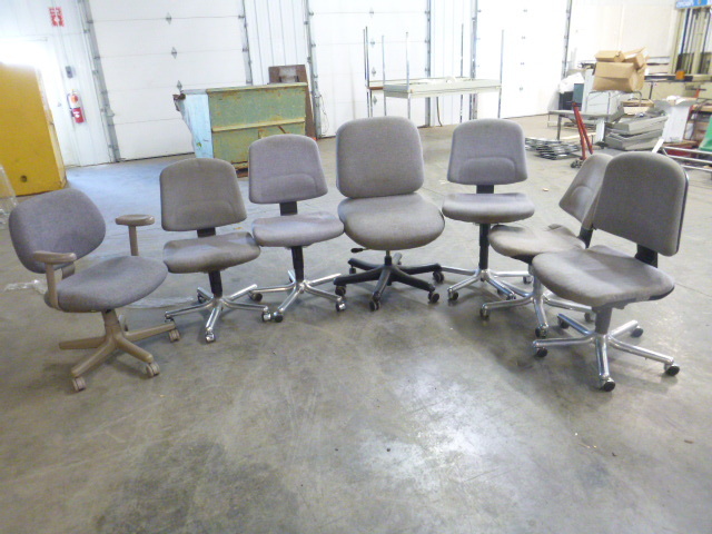 lot 47 image: 7 Office Chairs