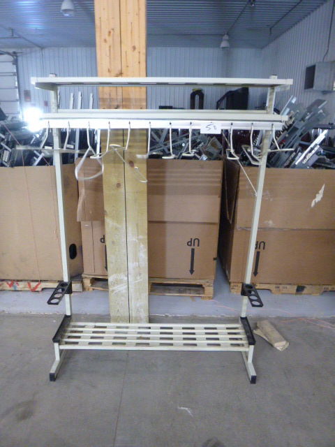 lot 50 image: Coat and Hat Rack