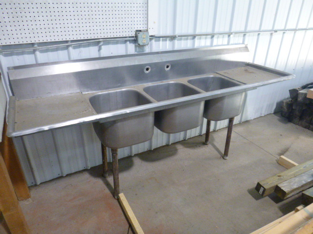 lot 51 image: 3 Compartment NSF Sink
