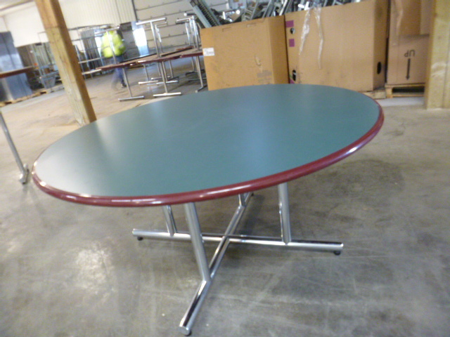lot 54 image: Gasser Table Company Commercial Round Table