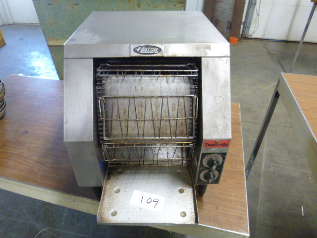 lot 109 image: Toast Rite Toaster