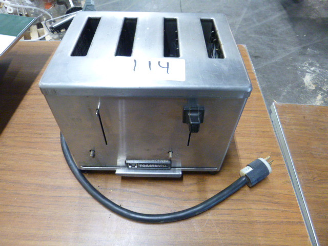 lot 114 image: Toastswell Toaster