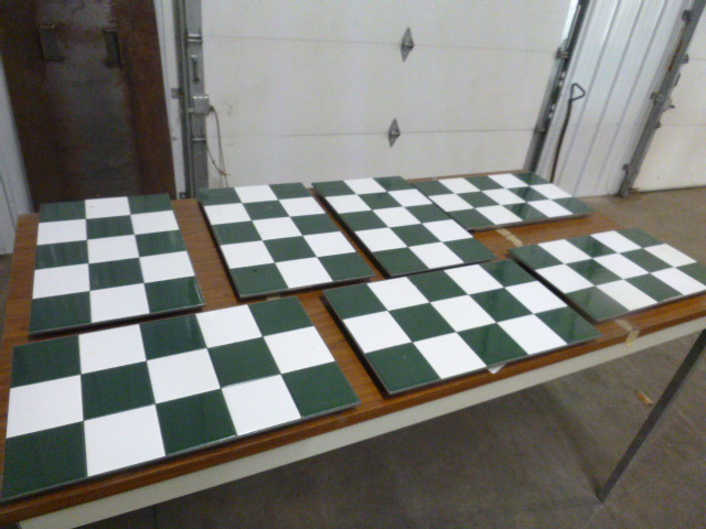 lot 122 image: 7 Hot Table Covers